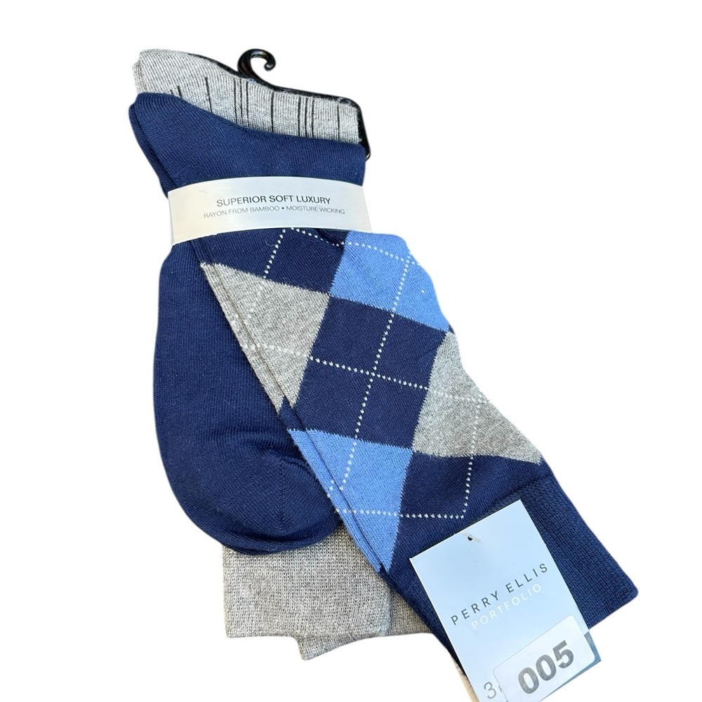 Perry Ellis Portfolio Mens Dress Socks 3 Pair Pack Argyle Navy Grey Bamboo Blend